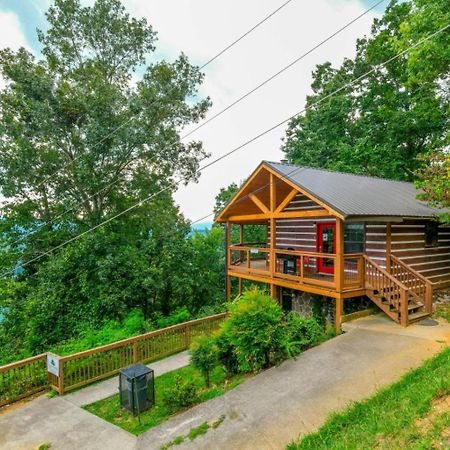 Smoky View On The Rocks Villa Pigeon Forge Exterior photo